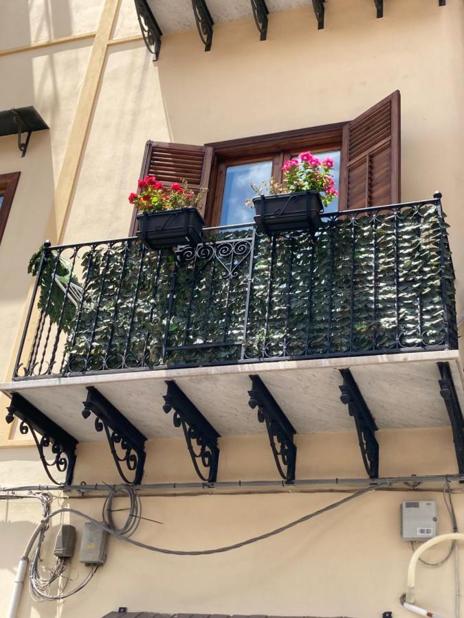 Apartament La Lumaca Kalsa Palermo Ngoại thất bức ảnh